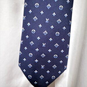 LOUIS VUITTON MENS NAVY BLUE NECKTIE
